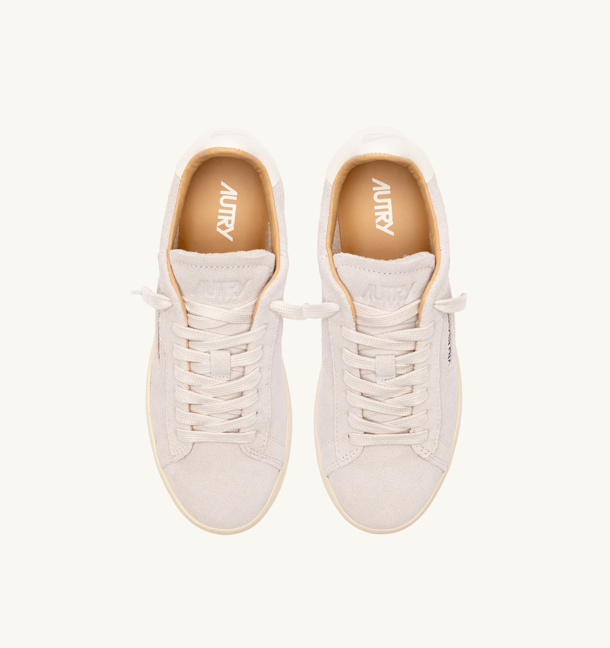 BASKETS DALLAS LOW EN DAIM BLANC