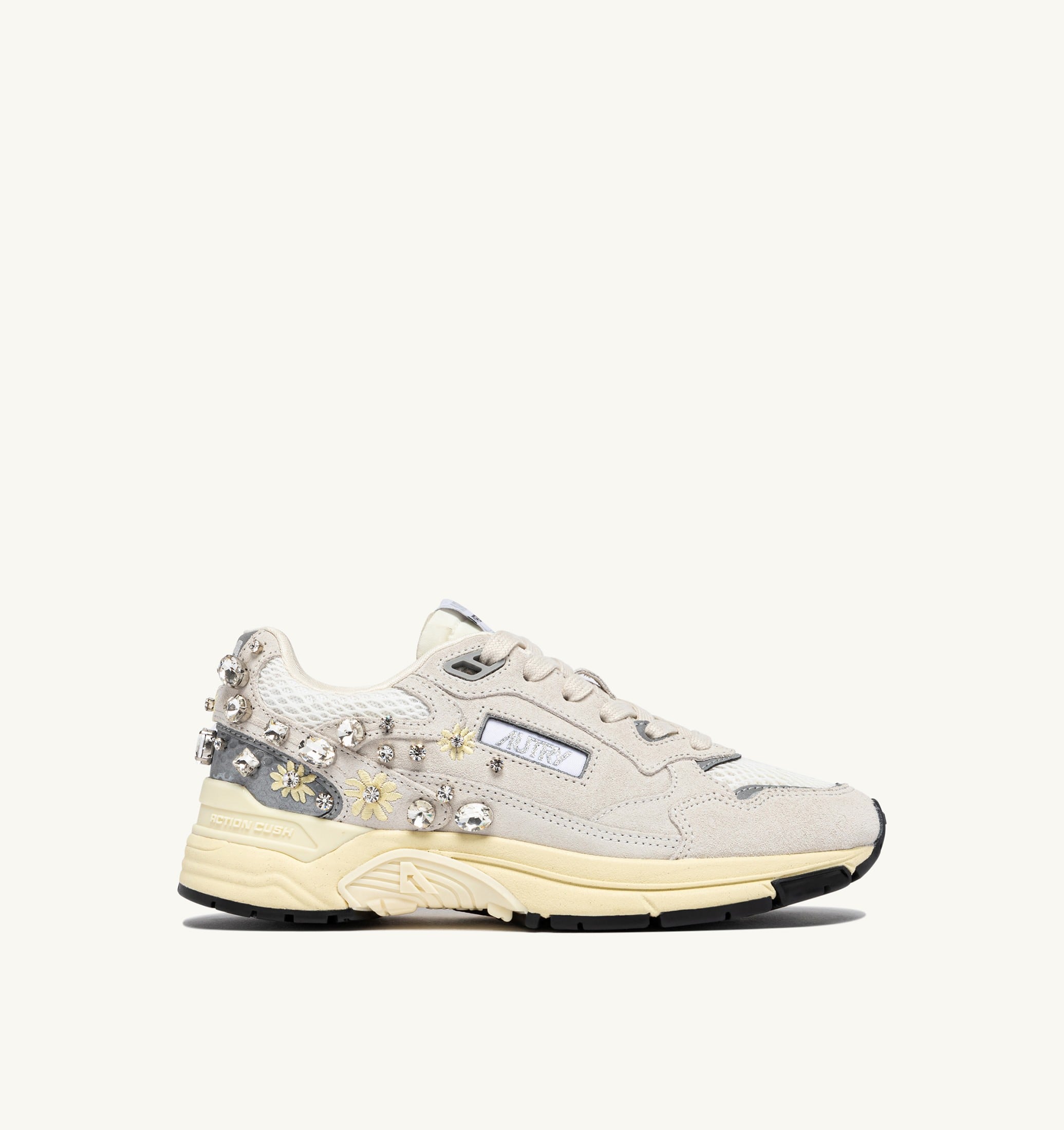 BASKETS HYPERWAY EN MESH ET DAIM BLANC AVEC DÉTAILS