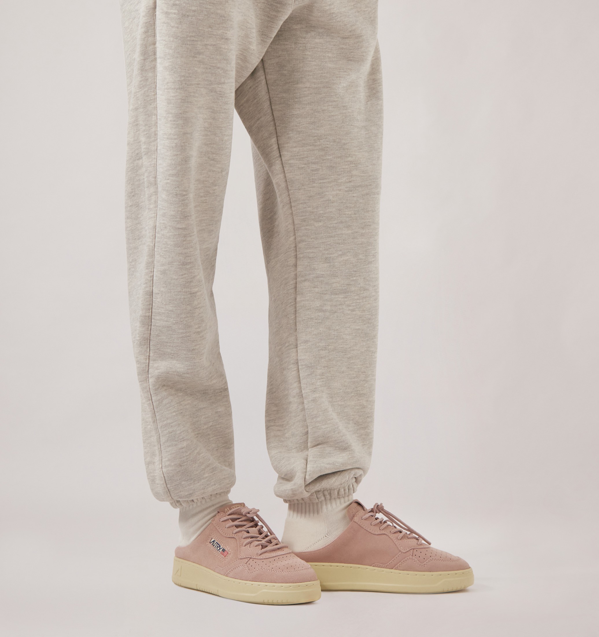 BASKETS MEDALIST MULE EN DAIM SILK
