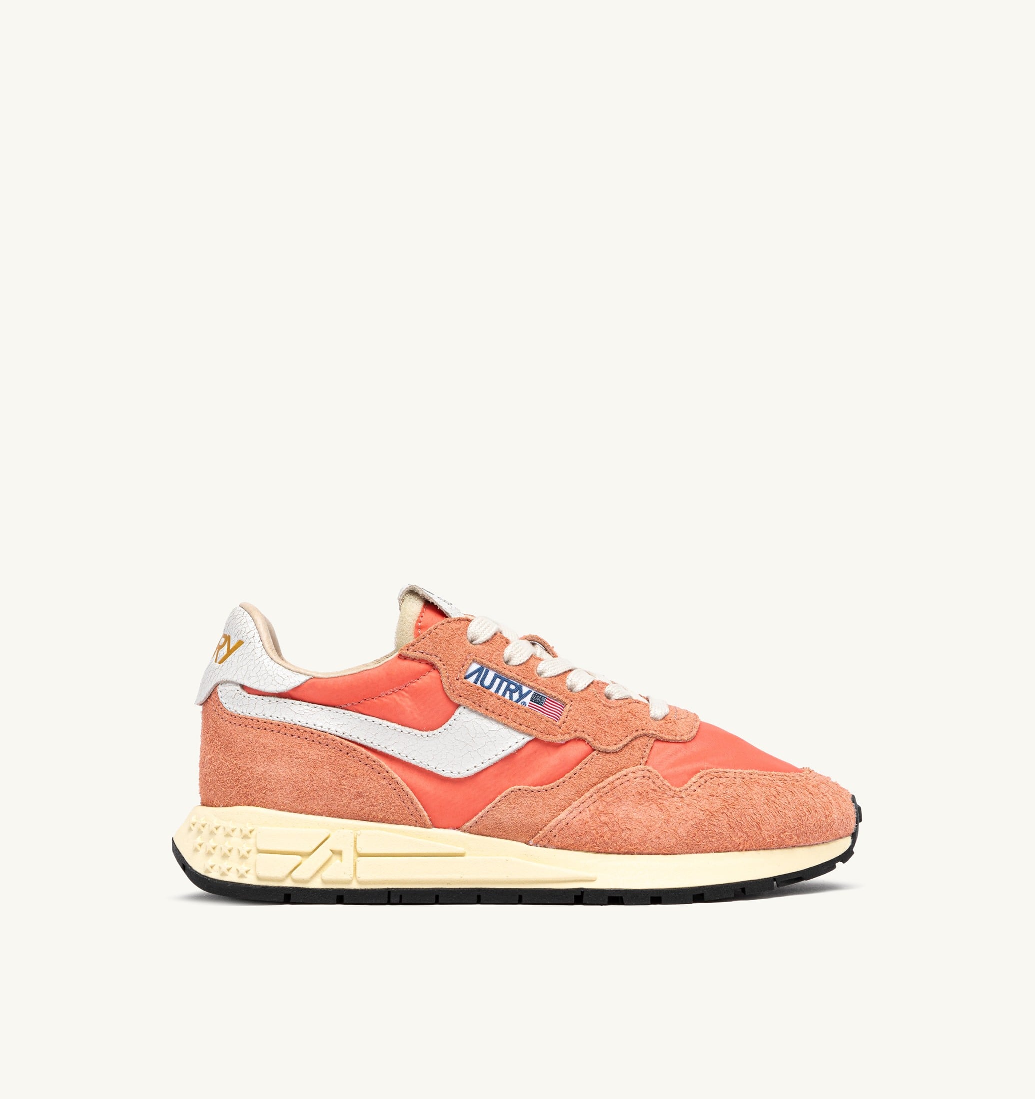 BASKETS REELWIND LOW EN NYLON ET DAIM BLANC ET PEACH PINK