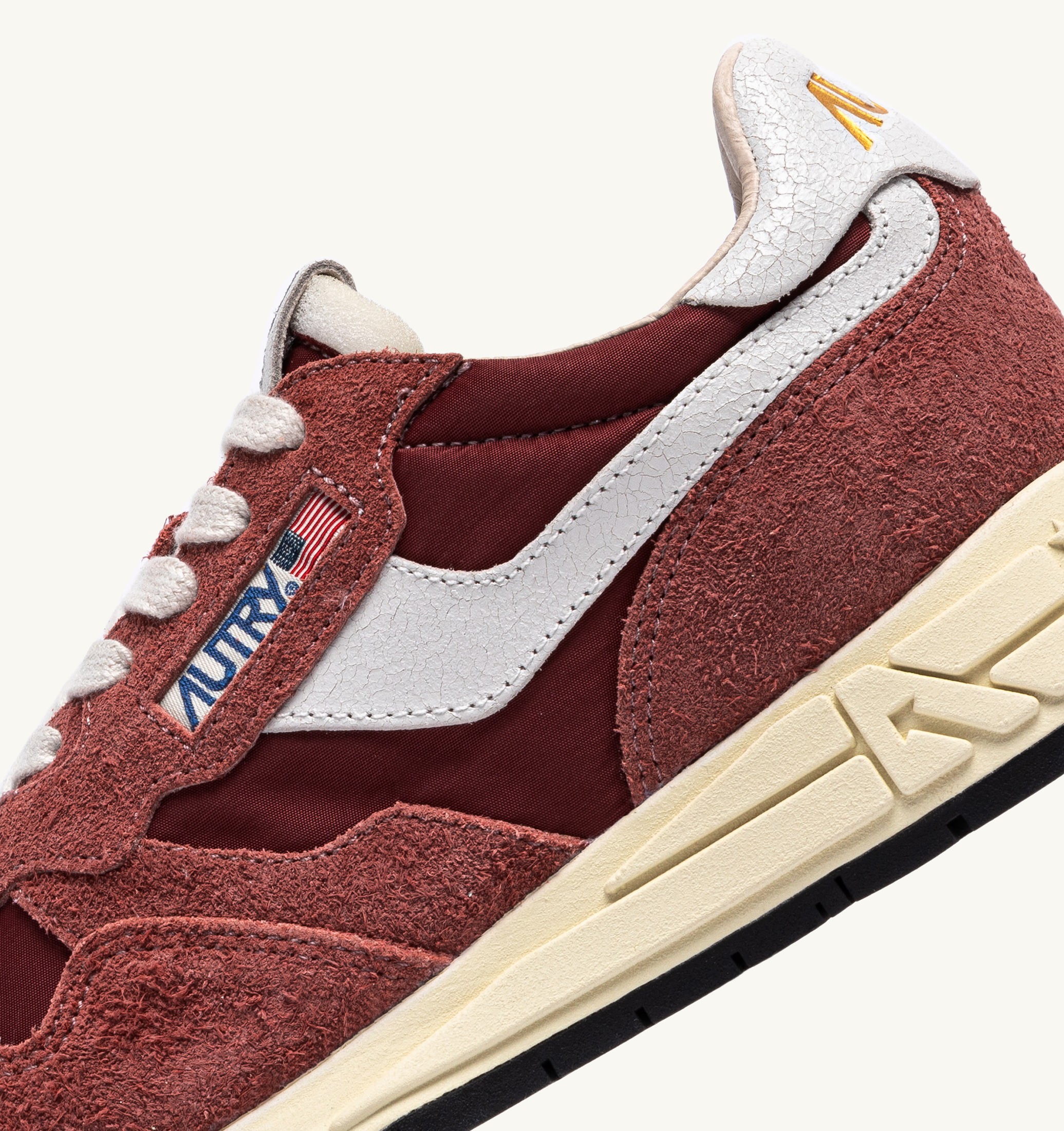 BASKETS REELWIND LOW EN NYLON ET DAIM HOT SAUCE ET BLANC