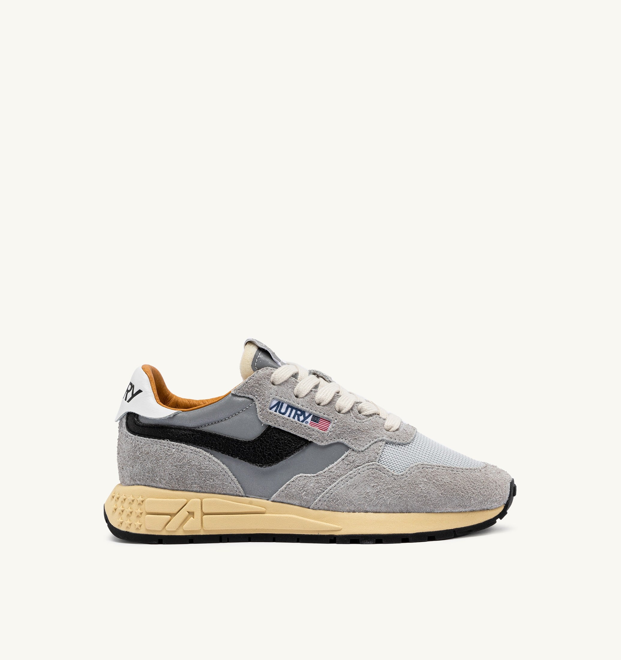 BASKETS REELWIND LOW EN DAIM SAND ET NYLON RÉFLÉCHISSANT