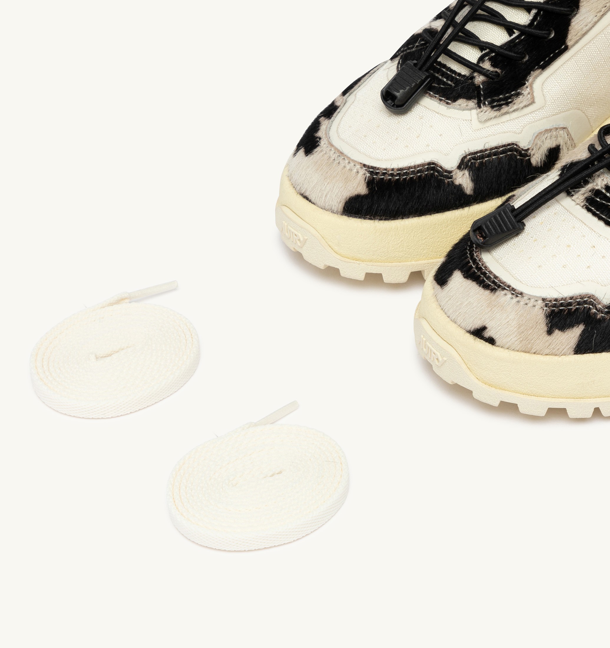 BASKETS WILDPACE LOW EN CORDURA ET CUIR MARSHMALLOW ET COW