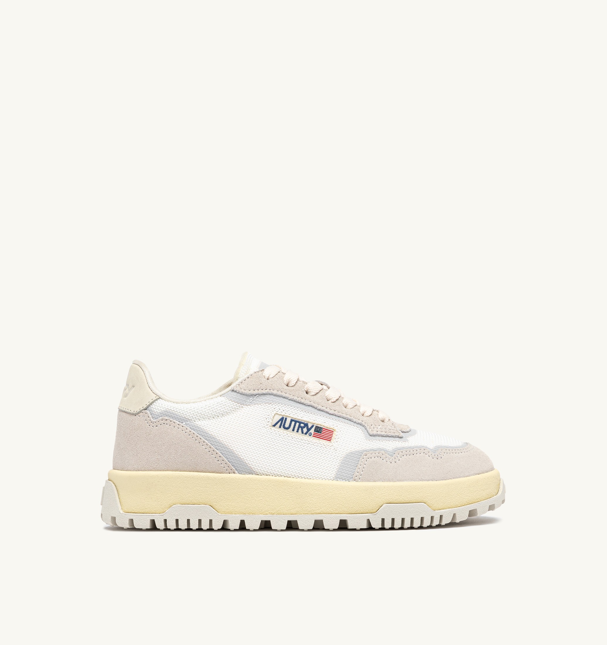 BASKETS WILDPACE LOW EN DRAGON MESH ET DAIM BLANC ET MARSHMALLOW