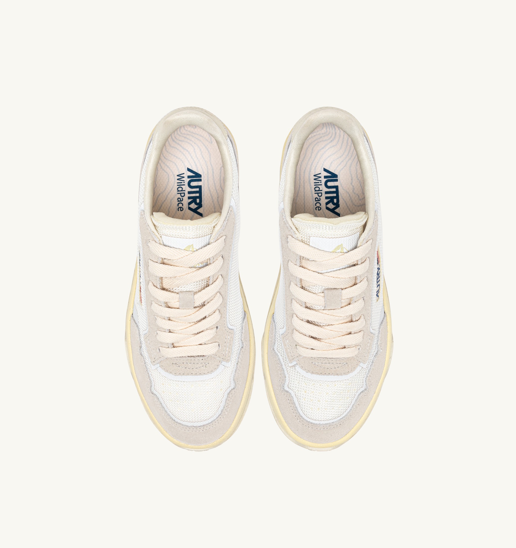 BASKETS WILDPACE LOW EN DRAGON MESH ET DAIM BLANC ET MARSHMALLOW