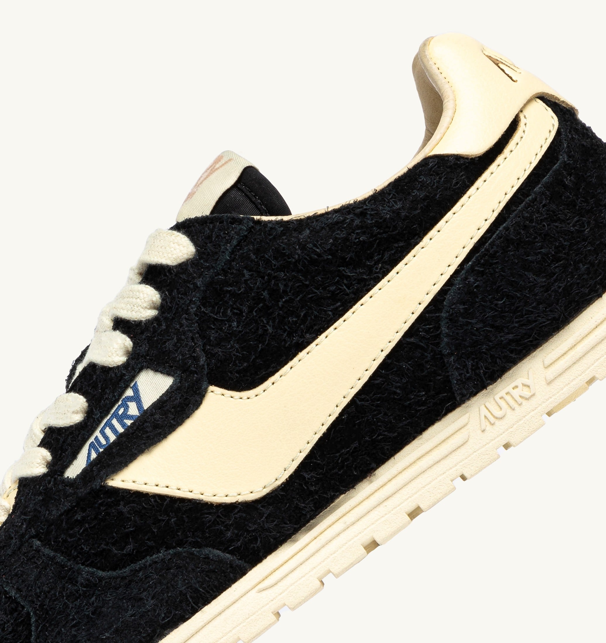 BASKETS WINDSPIN EN DAIM ET CUIR NOIR ET RUTABAGA