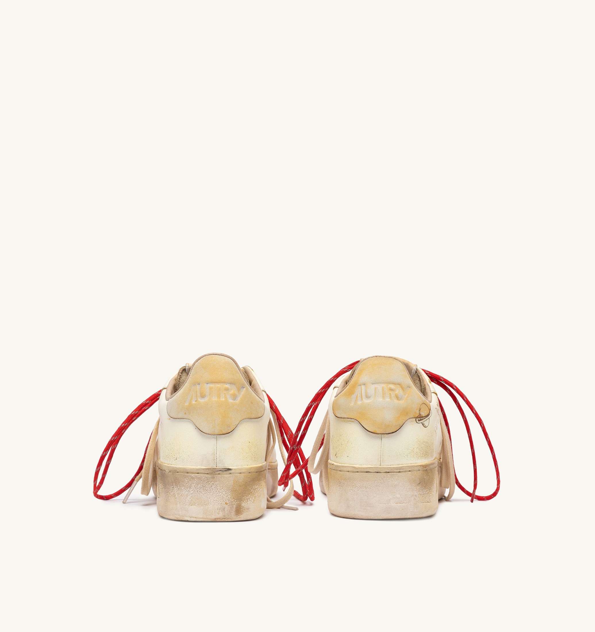 BASKETS DALLAS LOW SUPER VINTAGE EN CUIR MARSHMALLOW