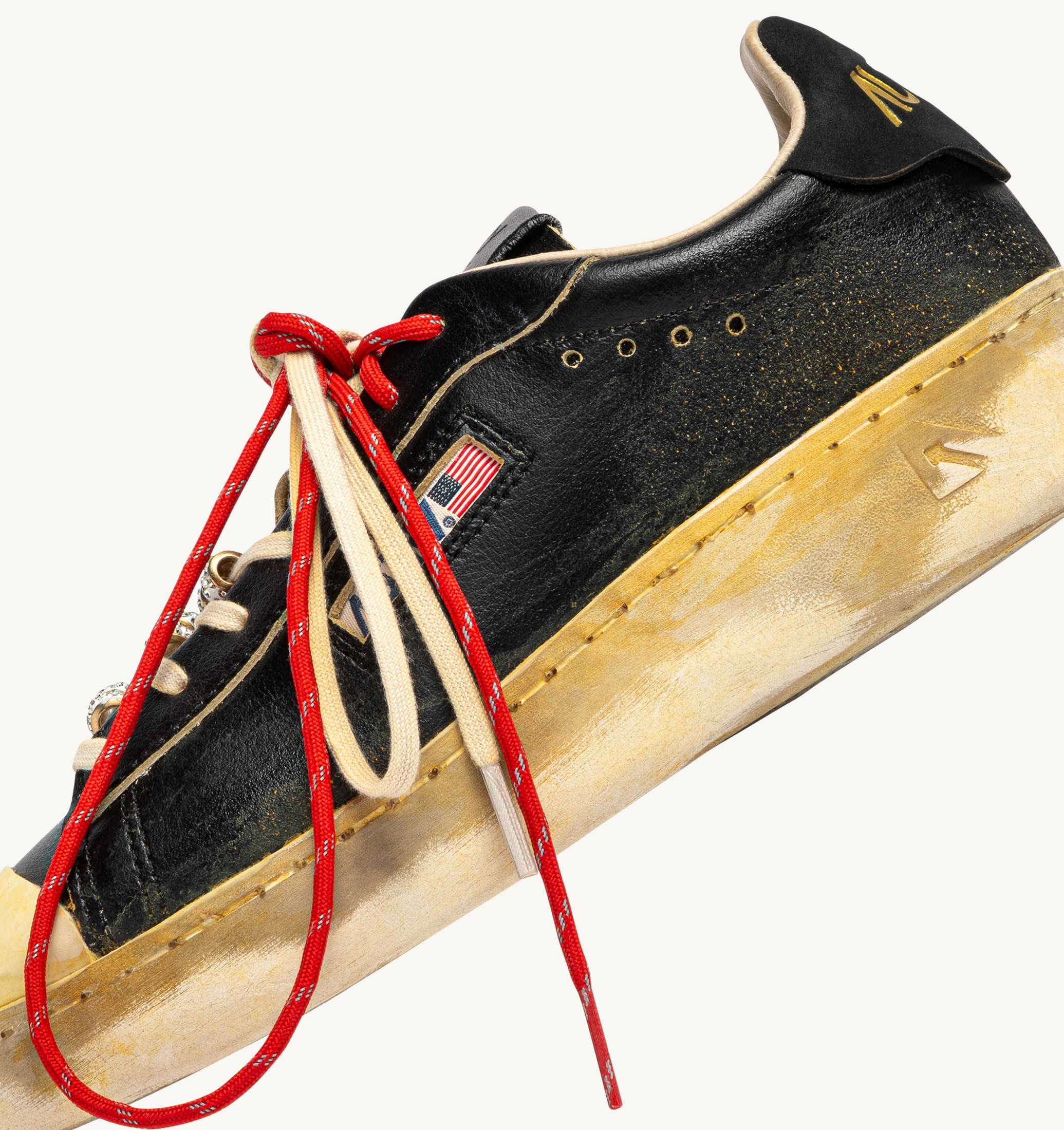 BASKETS DALLAS LOW SUPER VINTAGE EN CUIR NOIR