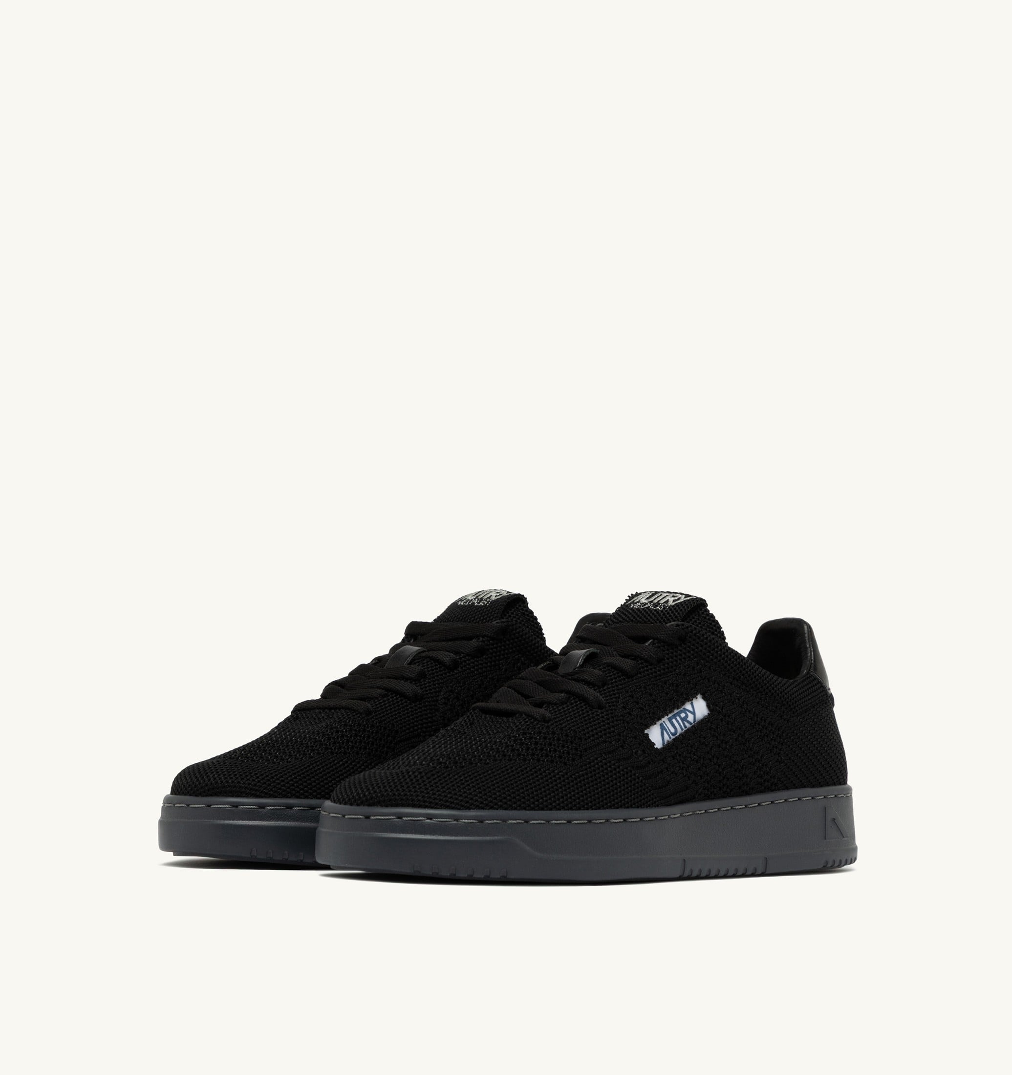 BASKETS MEDALIST EASEKNIT LOW EN MAILLE NOIRE