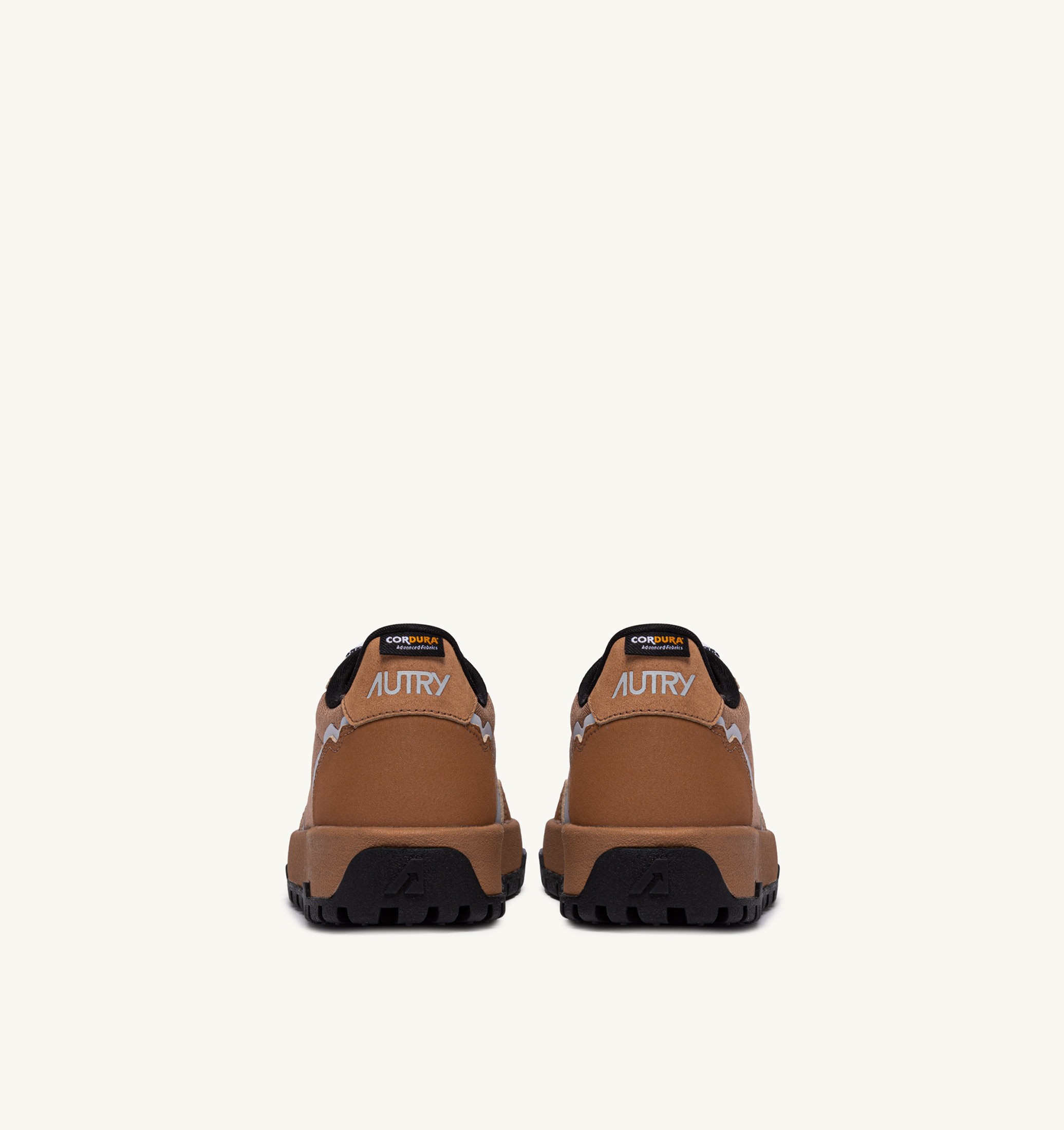 BASKETS WILDPACE LOW EN NYLON RIPSTOP ET CUIR BROWN SUGAR ET REFLEX